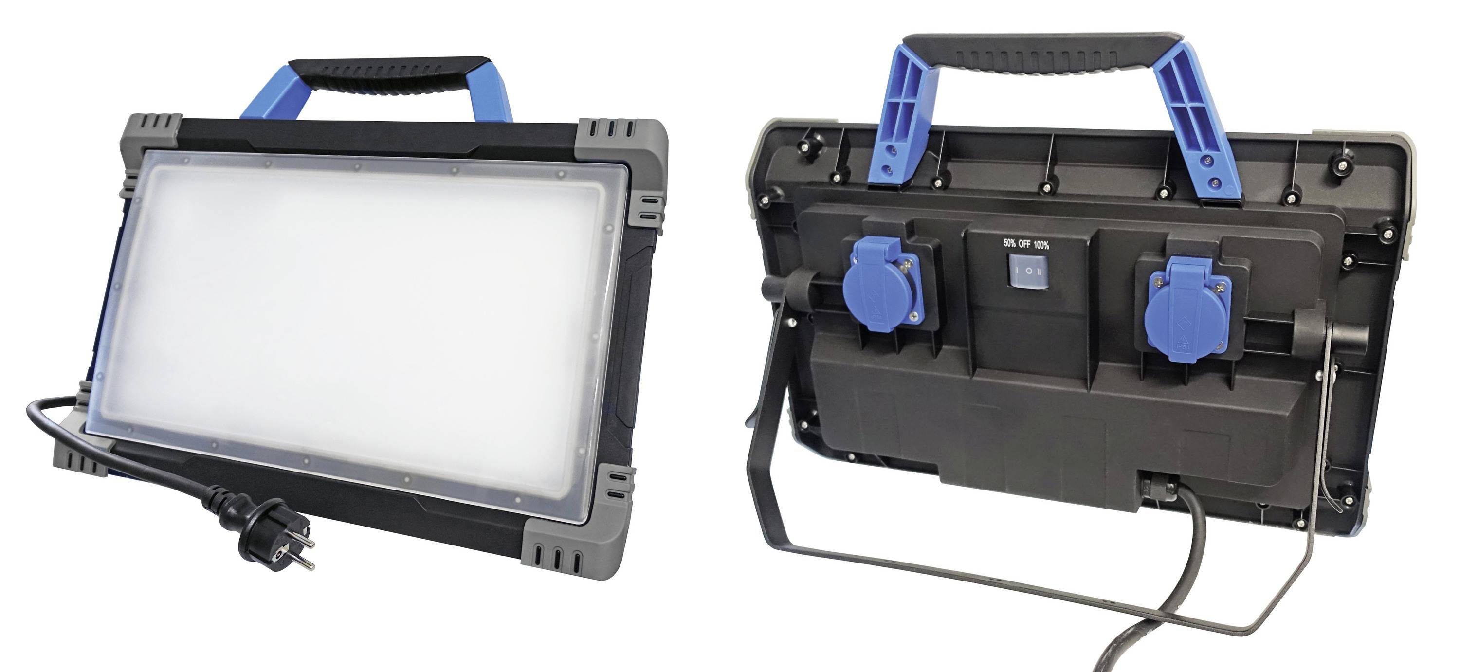 Tragbare LED-Arbeitsleuchte mit robustem Gehäuse und blauen Griffen. Rückseite zeigt integrierte Steckdosen und Stromkabel.