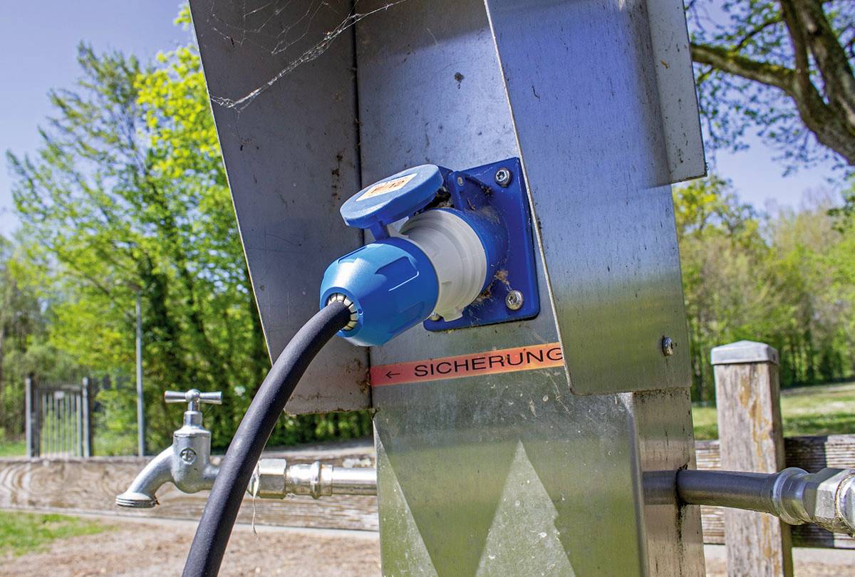 AS Schwabe 61408 CEE Adapterkabel 16 A 3polig 230 V 1 St.