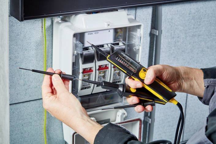 Beha Amprobe 2100-GAMMA PRO+ Zweipoliger Spannungsprüfer CAT IV 600 V, CAT III 1000V LED, LCD