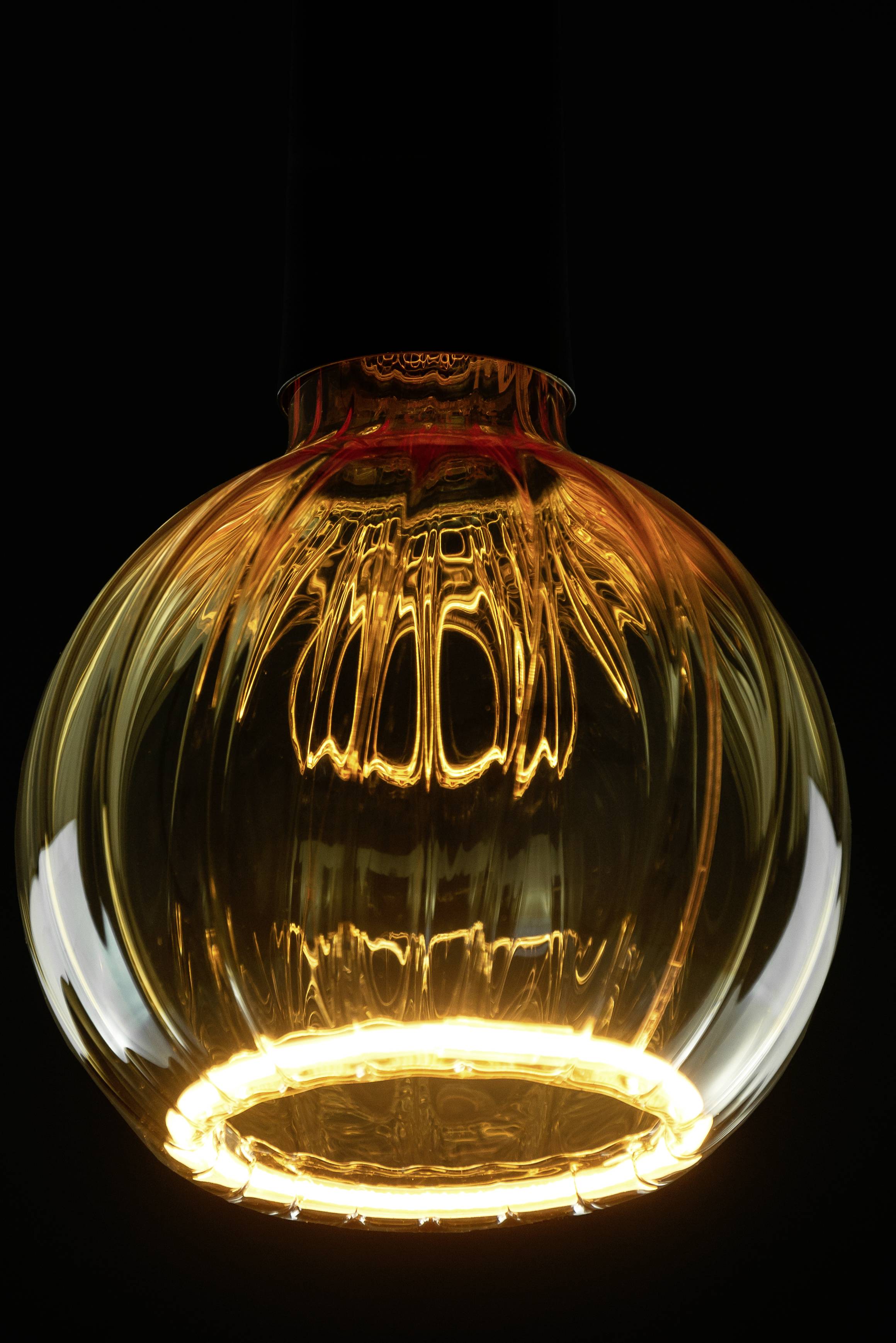 Segula 55064 LED E27 Globeform 6 W = 25 W Warmweiß (Ø x L) 125 mm x 165 mm 1 St.