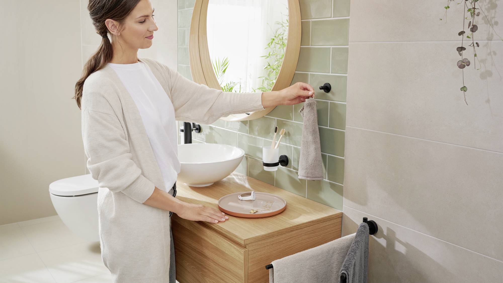 Tesa MOON BLACK Handtuchhaken Klebstoff Metall