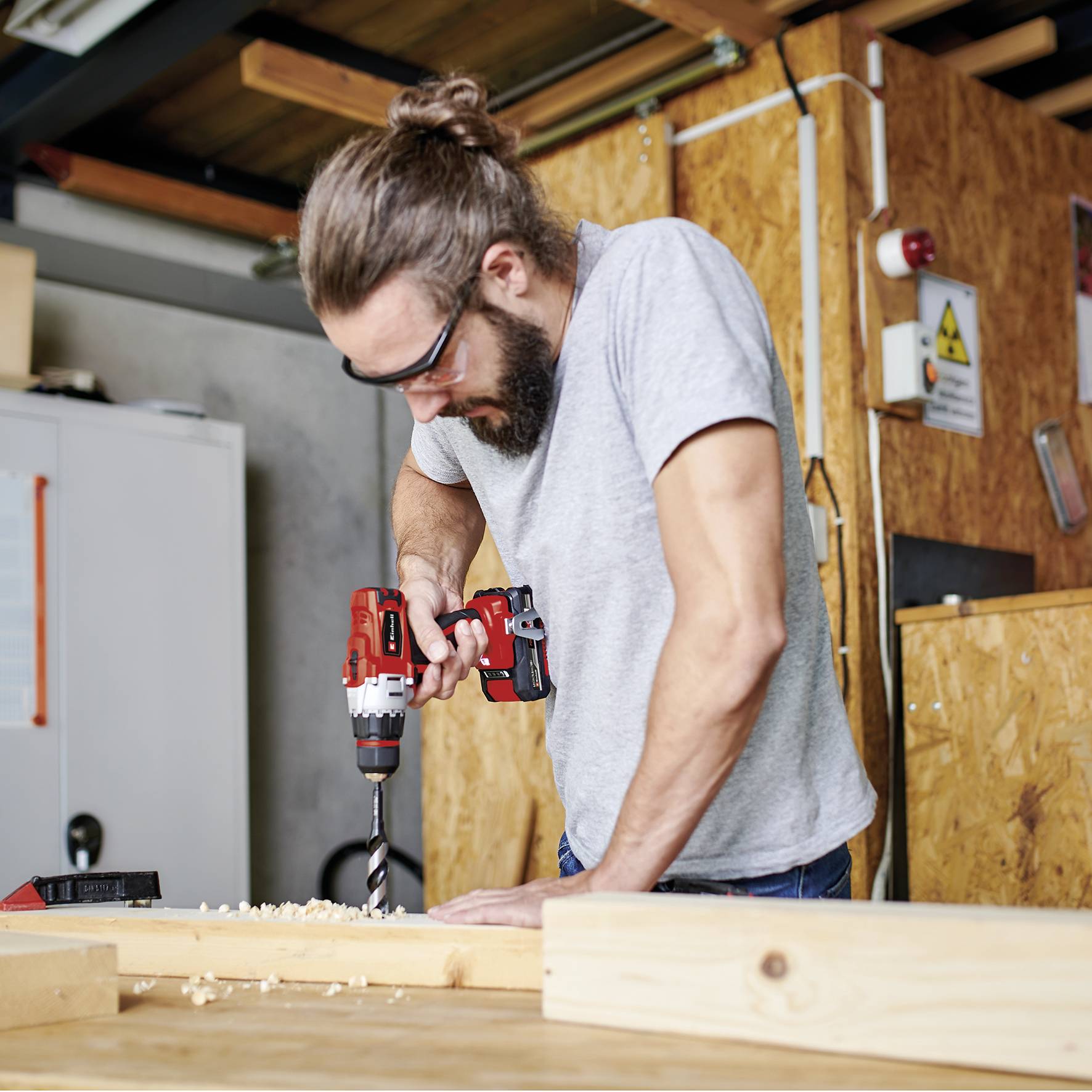 Einhell Power X-Change TE-CD 18/2 Li +39 (1x2,5 Ah) 4514219 Akku-Bohrschrauber 18 V 2.5 Ah Li-Ion inkl. Akku, inkl. Ladegerät, inkl. Koffer