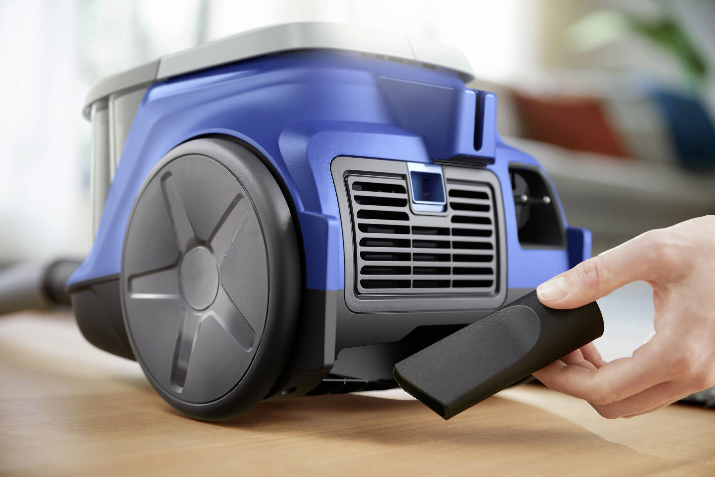 Philips Home Serie 2000 XB2125/09 Staubsauger 750 W Beutellos