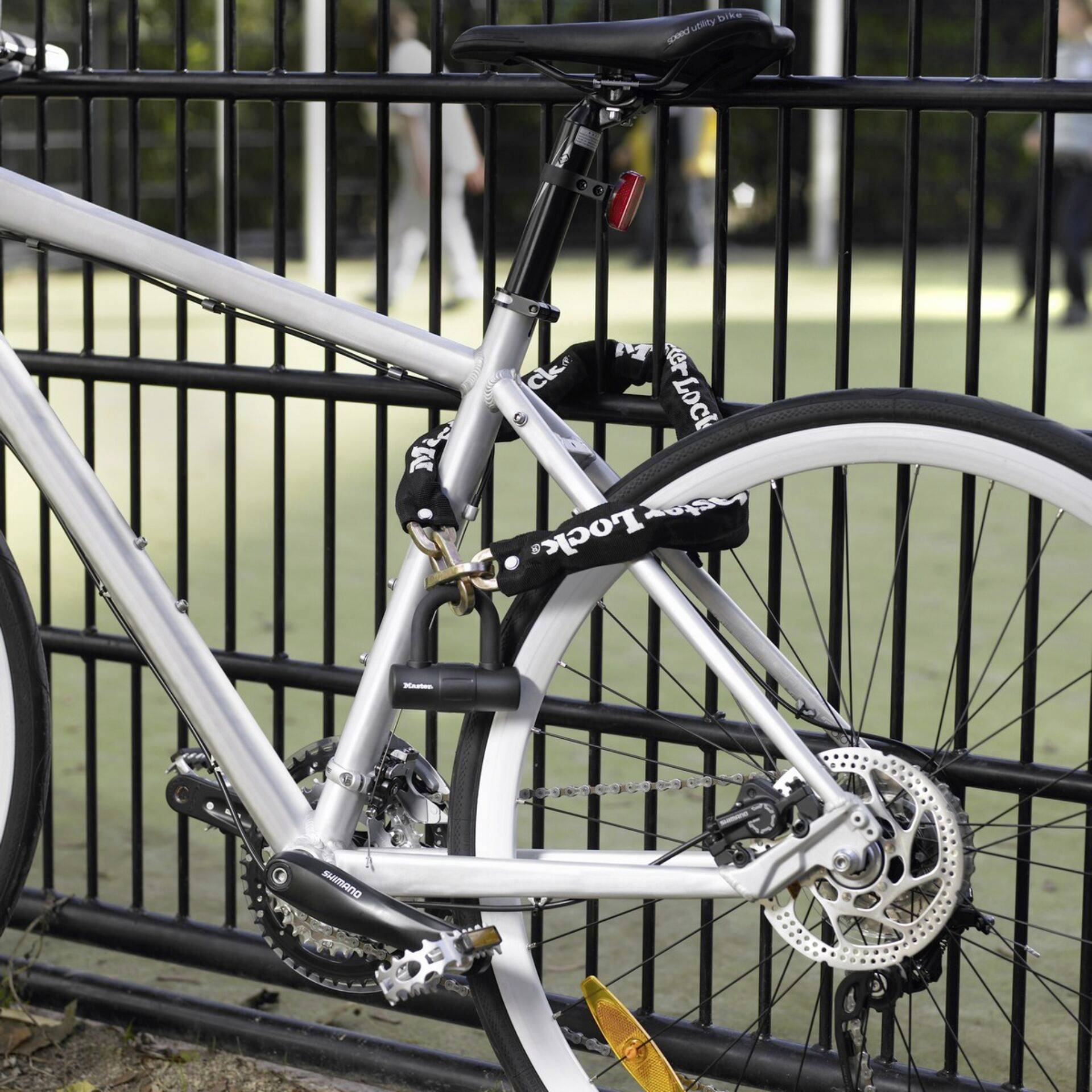 Master Lock 8234EURDPRO Kette Schwarz Schlüsselschloss