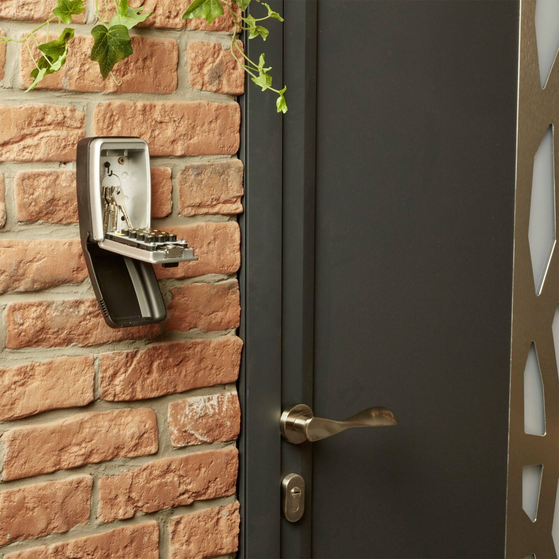 Master Lock P63350 5423EURD Schlüsseltresor