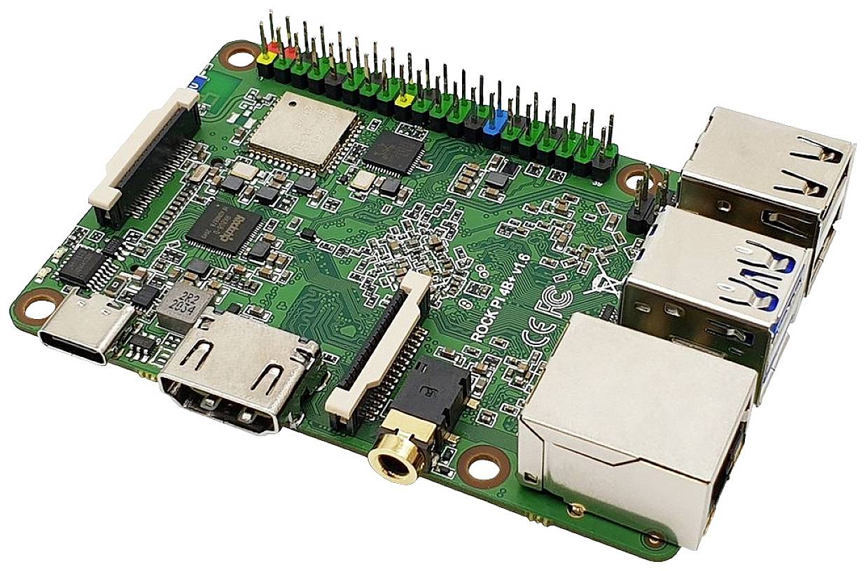 Eine grüne Platine mit mehreren Chips, Anschlüssen und Pins. Sie bietet HDMI-, USB- und Ethernet-Schnittstellen, ähnlich einem Raspberry Pi.