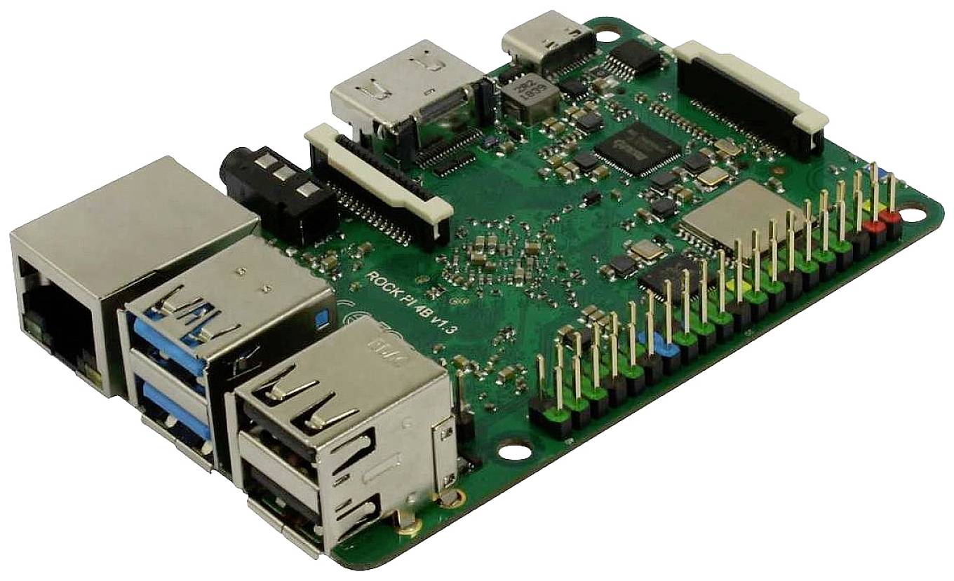 Ein grünes Einplatinen-Computerboard mit mehreren USB-Anschlüssen, Ethernet-Port und GPIO-Stiften, typischerweise für Entwicklungsprojekte genutzt.