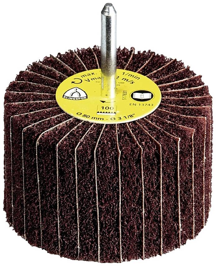 Schleifstift aus Schleiflamellen mit zylindrischem Schaft. Rote Schleifflächen, zentrales Metallstück zur Befestigung an Schleifmaschine.