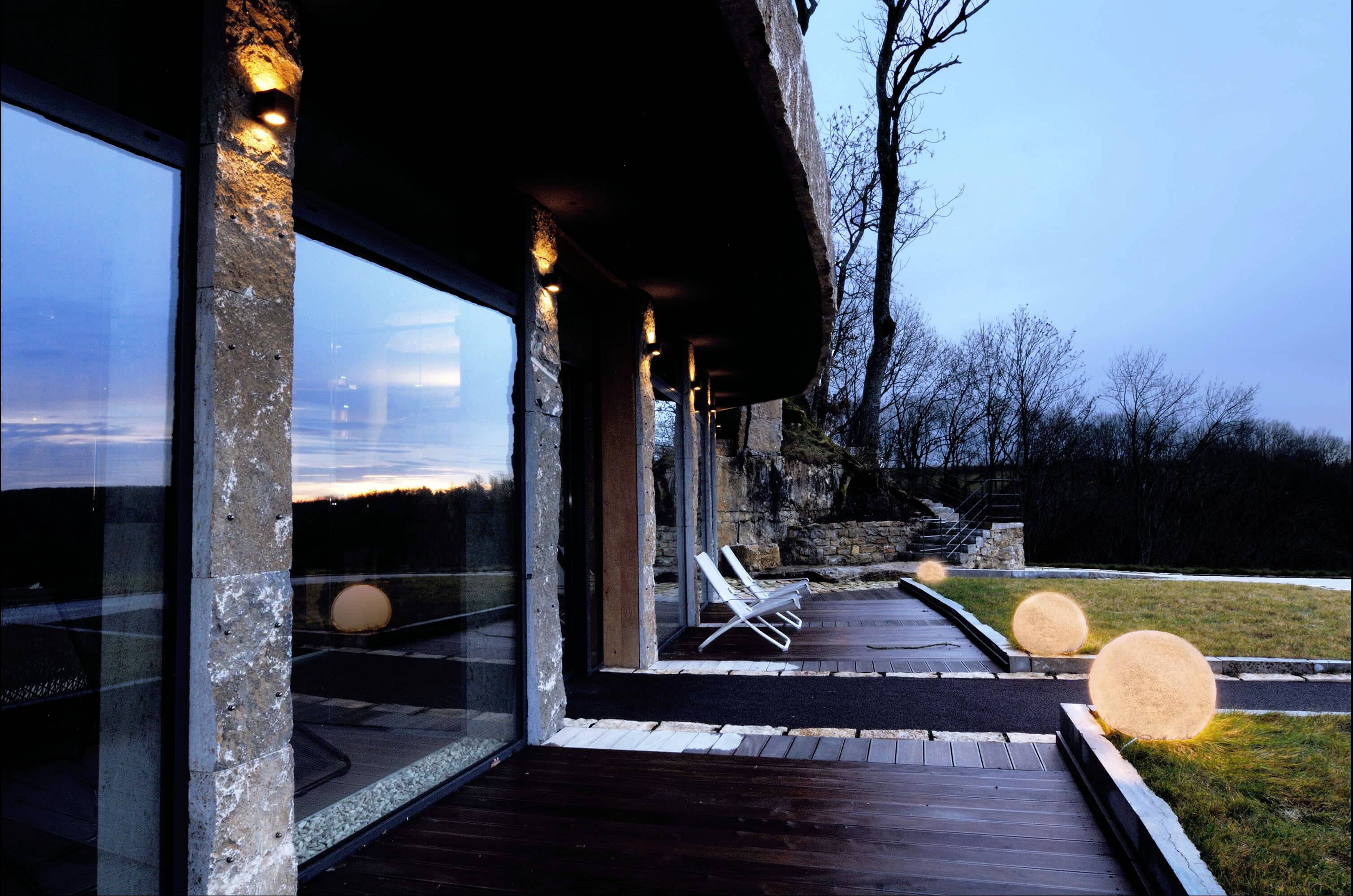 Deko Light 836014 Kugelleuchte 50 Außen-Dekobeleuchtung Kugel E27 Weiß