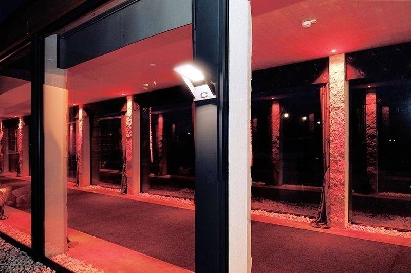 Deko Light Solar Premium I 731116 Solar-Außenwandleuchte mit Bewegungsmelder LED 1.6W Dunkelgrau