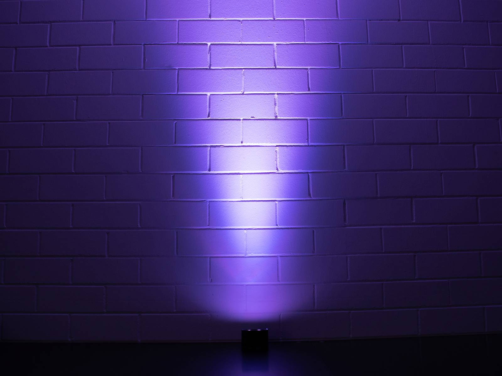 Eurolite AKKU Mini UP-4 QCL Spot LED-Lichtanlage