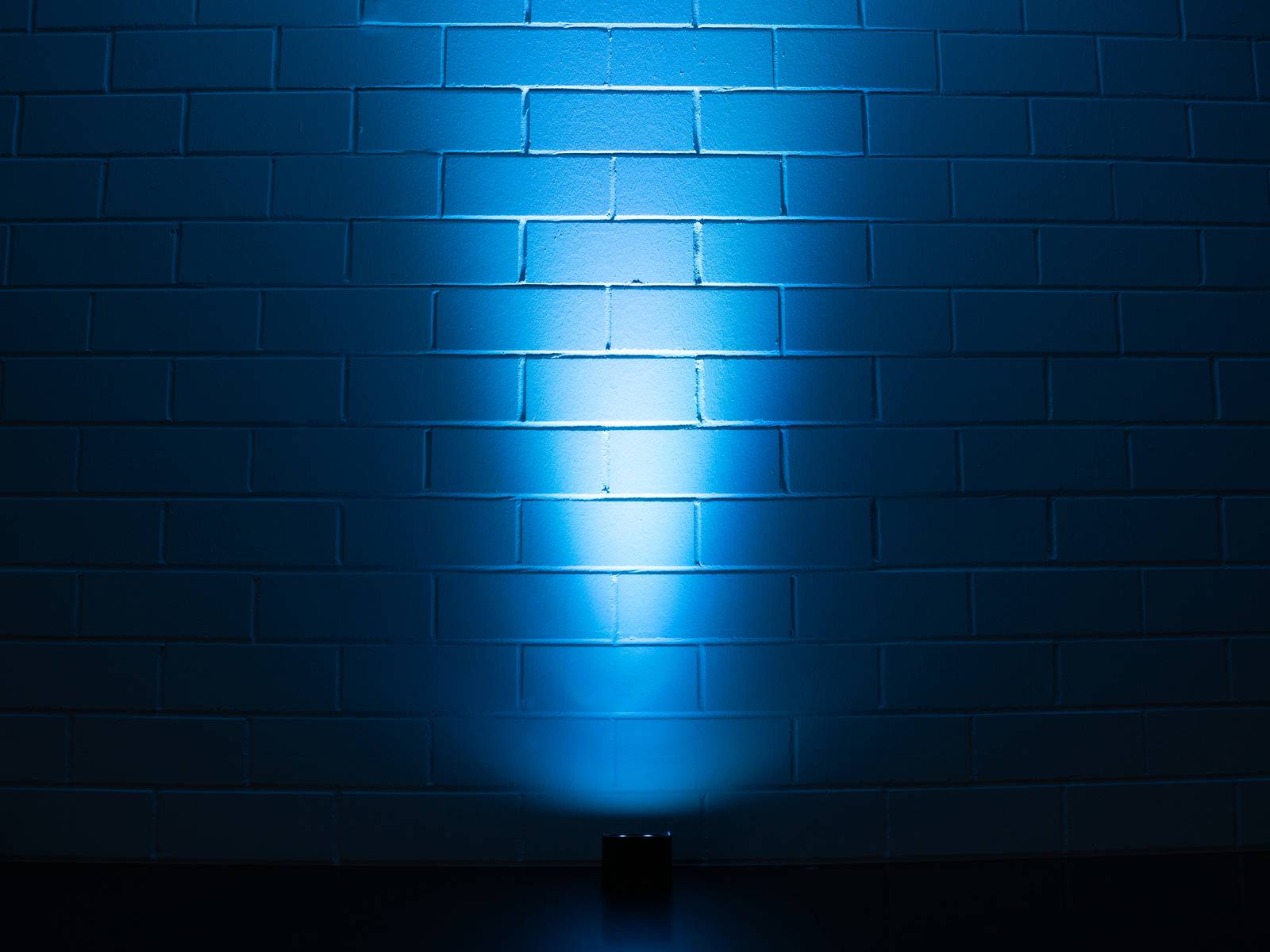 Eurolite AKKU Mini UP-4 QCL Spot LED-Lichtanlage