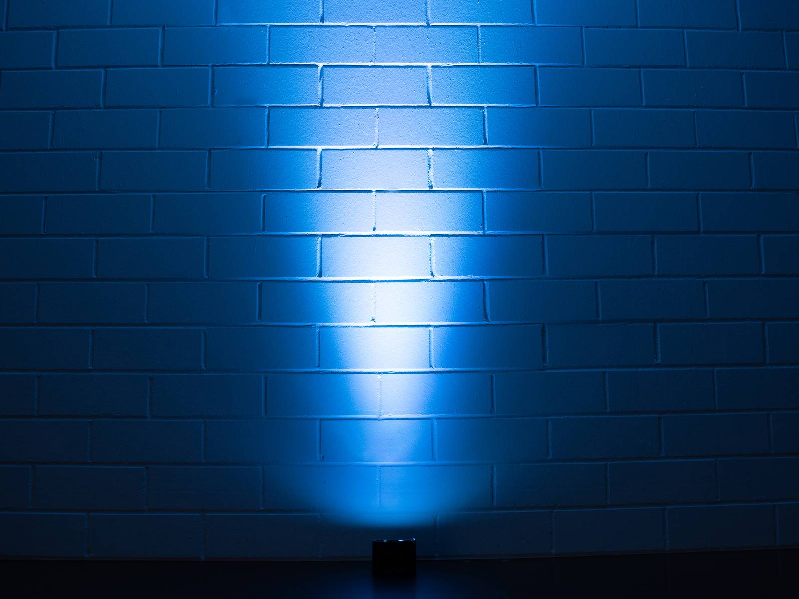 Eurolite AKKU Mini UP-4 QCL Spot LED-Lichtanlage