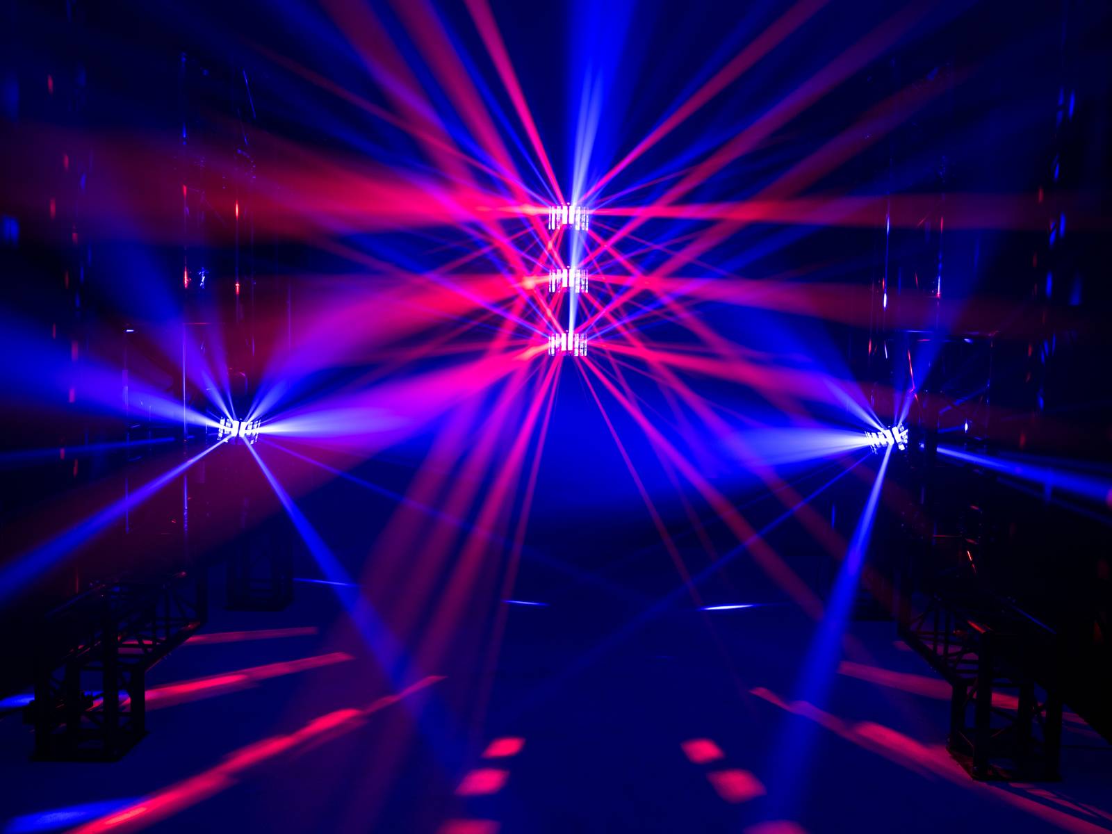 Eurolite LED Laser Derby MK2 DMX Laser-Lichteffekt Schwarz