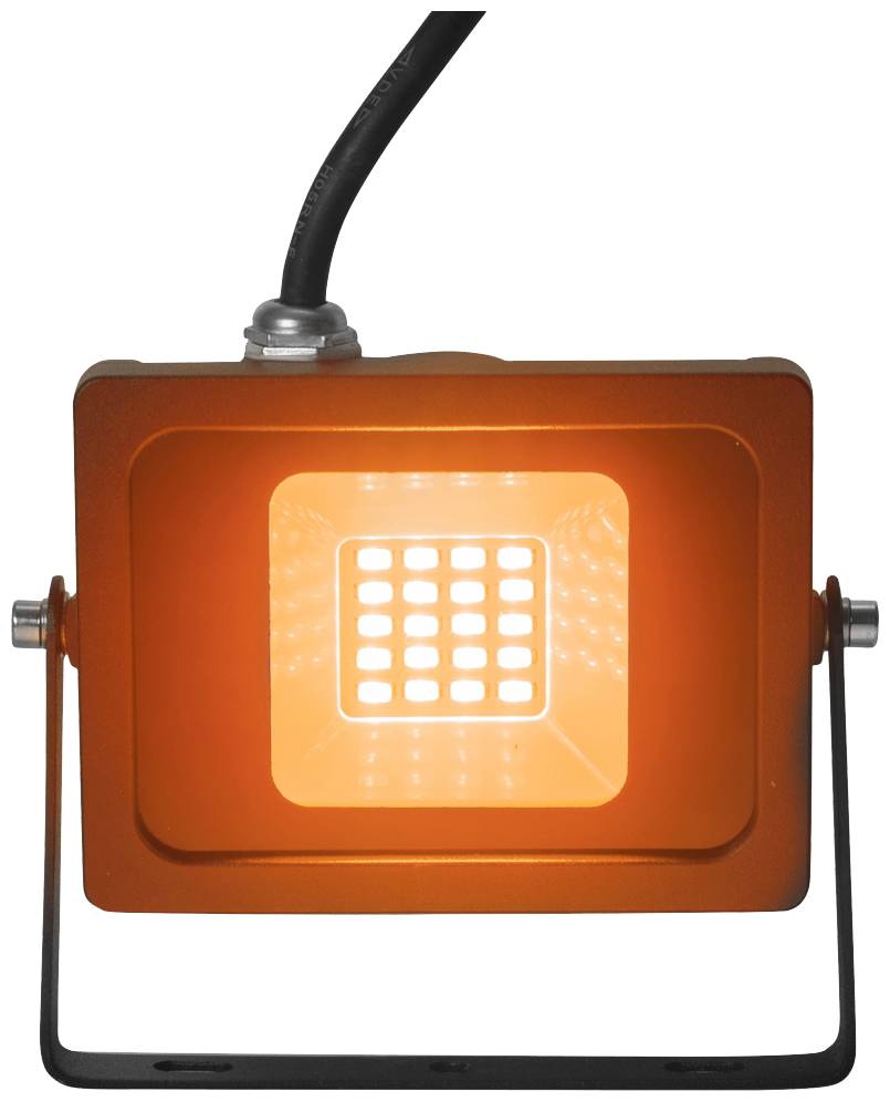 Ein orange LED-Scheinwerfer mit schwarzem Kabel, montiert auf einem verstellbaren Metallständer, leuchtet intensiv.