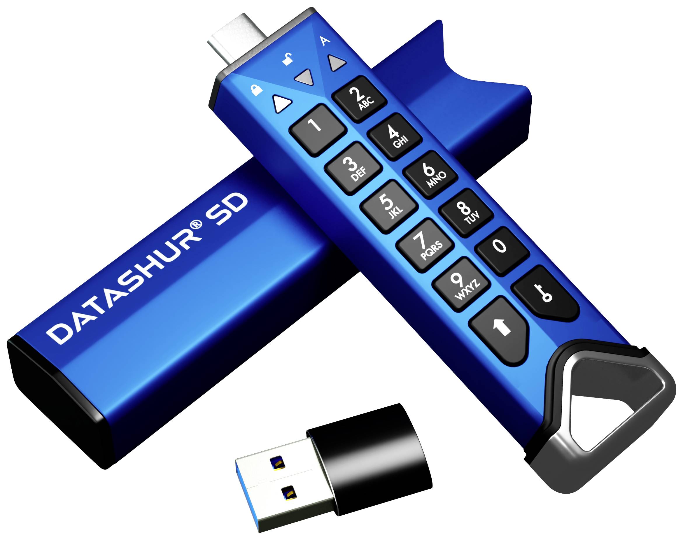 Ein blauer USB-Stick mit Tasten für PIN-Eingabe und Datensicherheit, daneben eine abnehmbare Abdeckung mit der Aufschrift 'DATASHUR SD'.