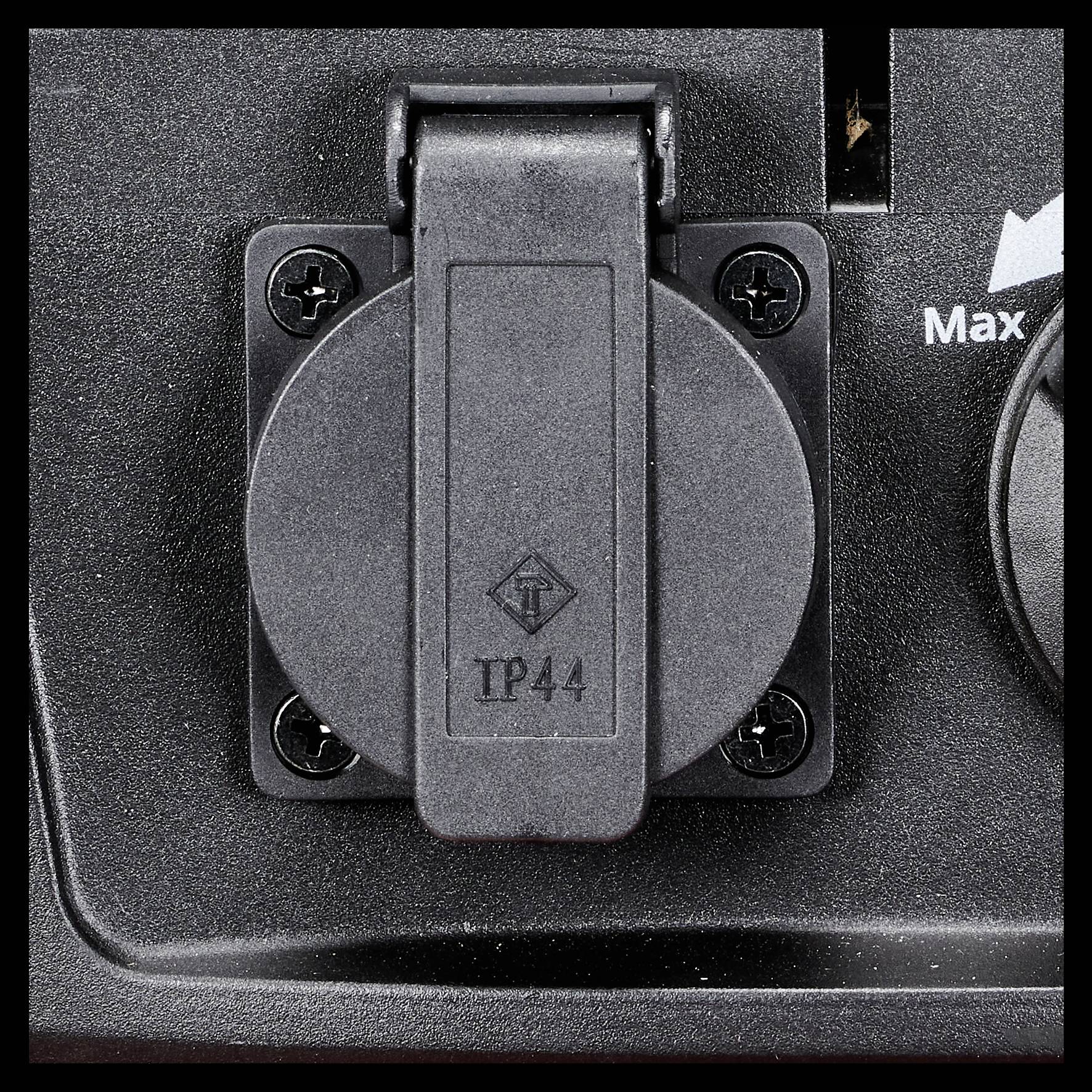 Auf dem Bild ist eine wetterfeste Steckdose mit der Kennzeichnung 'IP44' abgebildet. Sie befindet sich in einem schwarzen Gehäuse.
