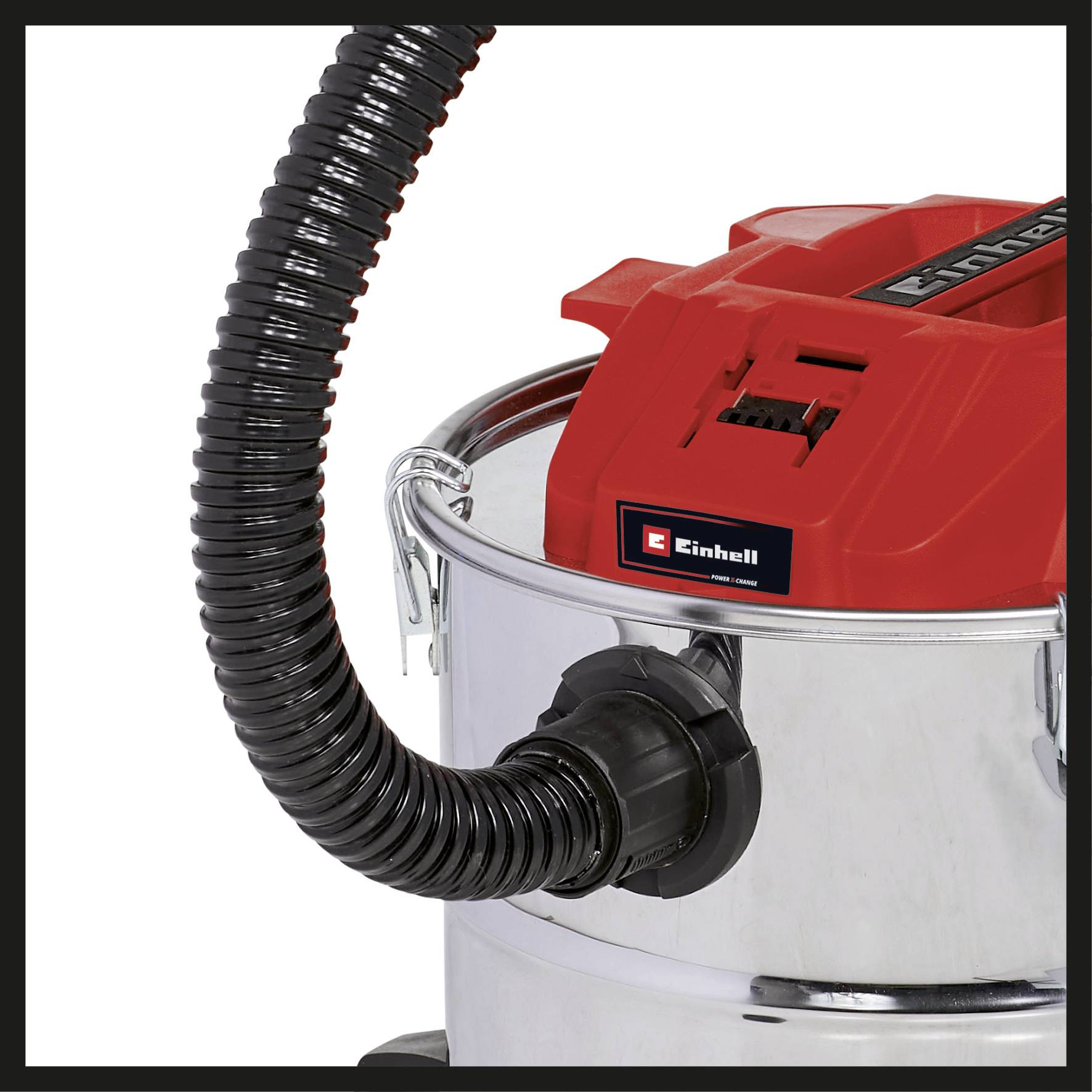 Ein roter und silberner Staubsauger mit flexiblem Schlauch. Das Logo 'Einhell' ist auf der Vorderseite sichtbar.