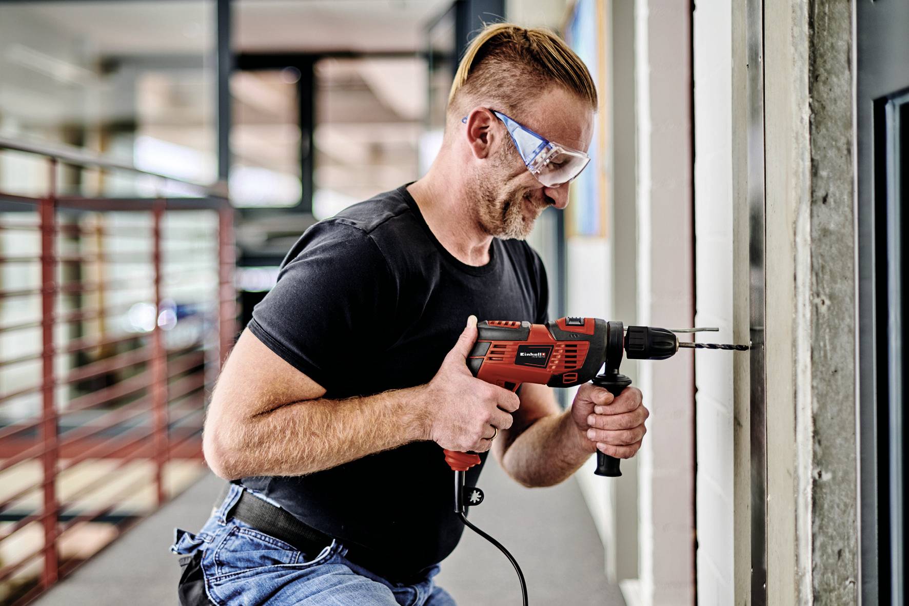 Einhell TC-ID 720/1 E Kit 1-Gang-Schlagbohrmaschine 720W inkl. Koffer