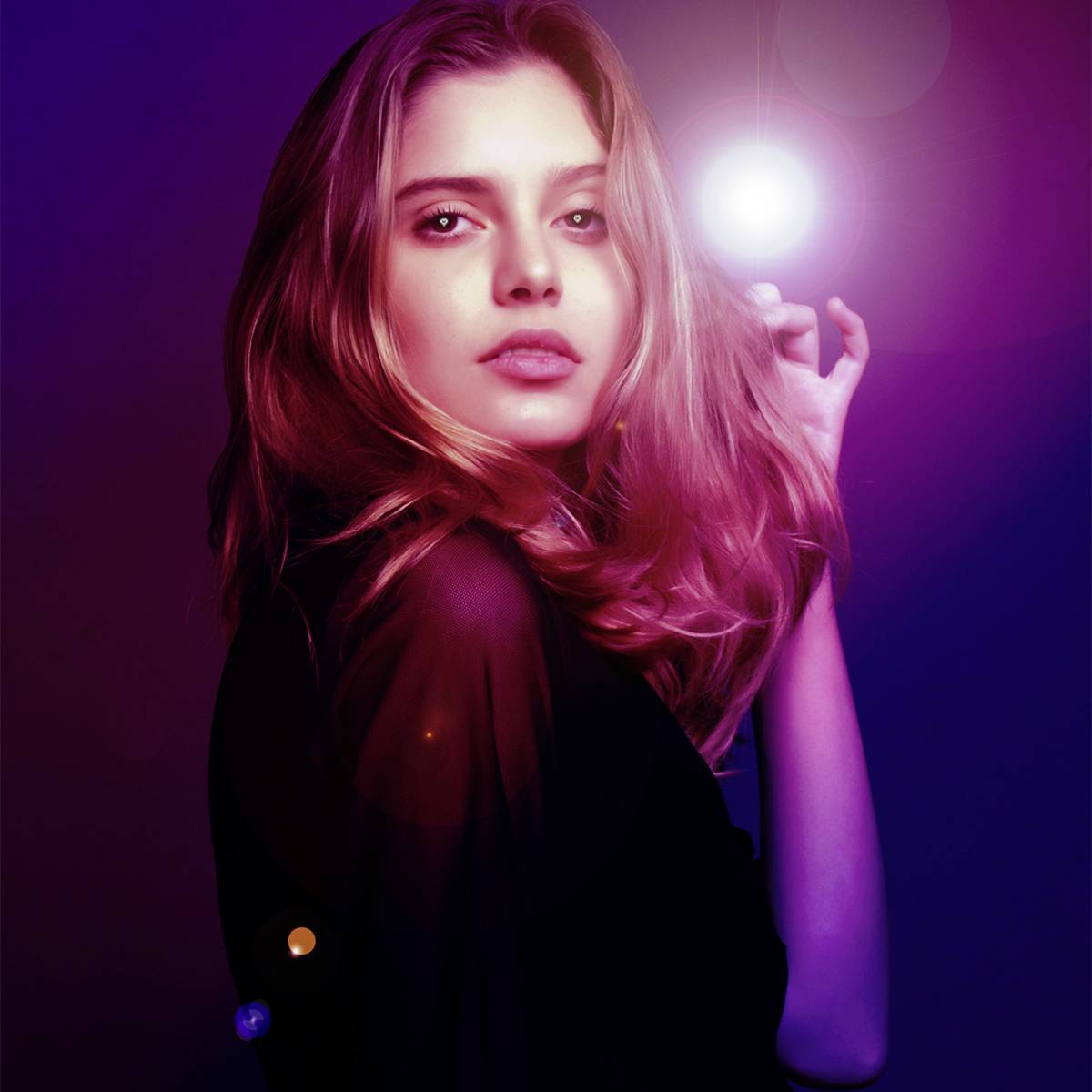 LogiLink Ring Light Heart Lichtstativ EEK E (A - G) Integriertes Stativ, Kugelkopf