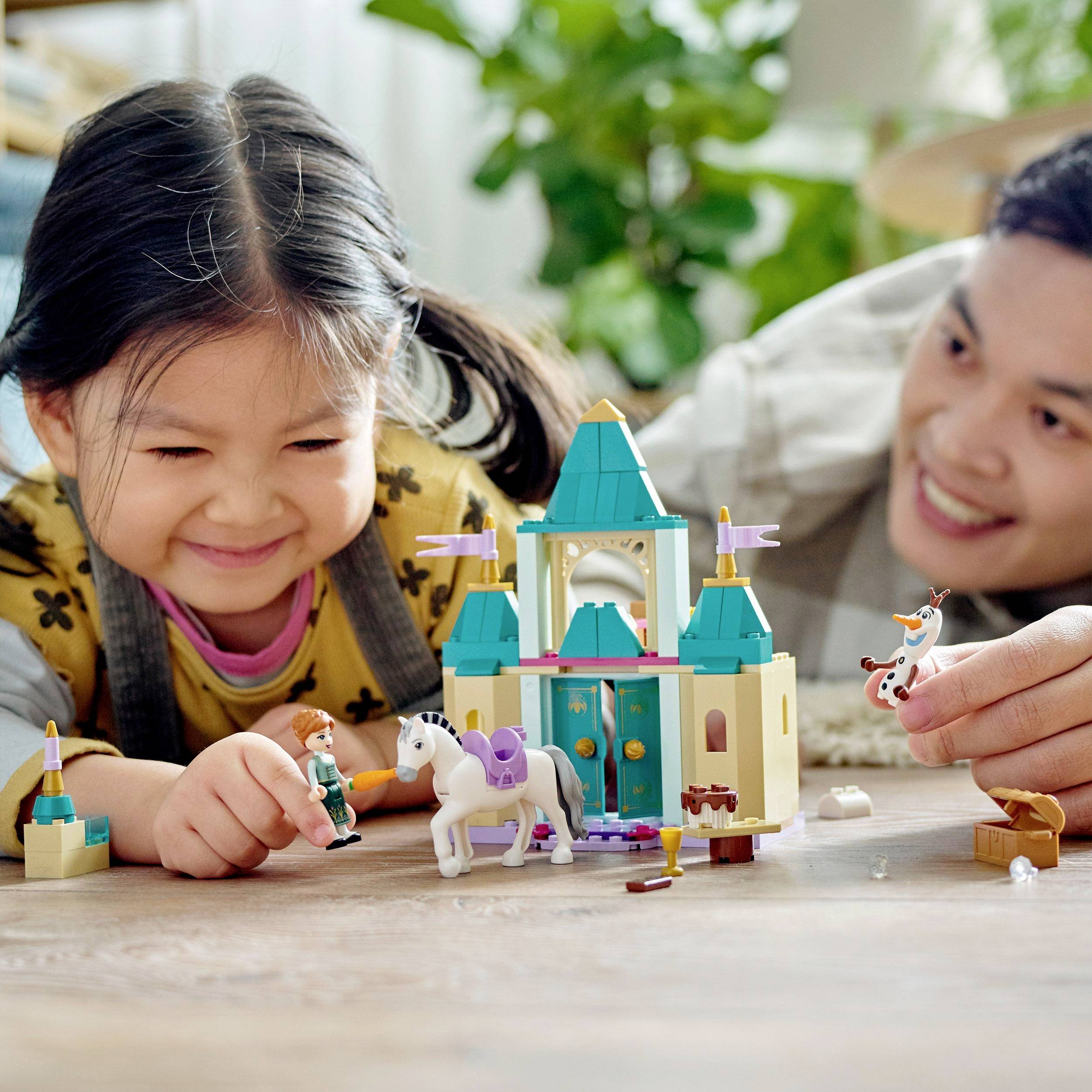43204 LEGO® DISNEY Annas und Olafs Spielspaß im Schloss