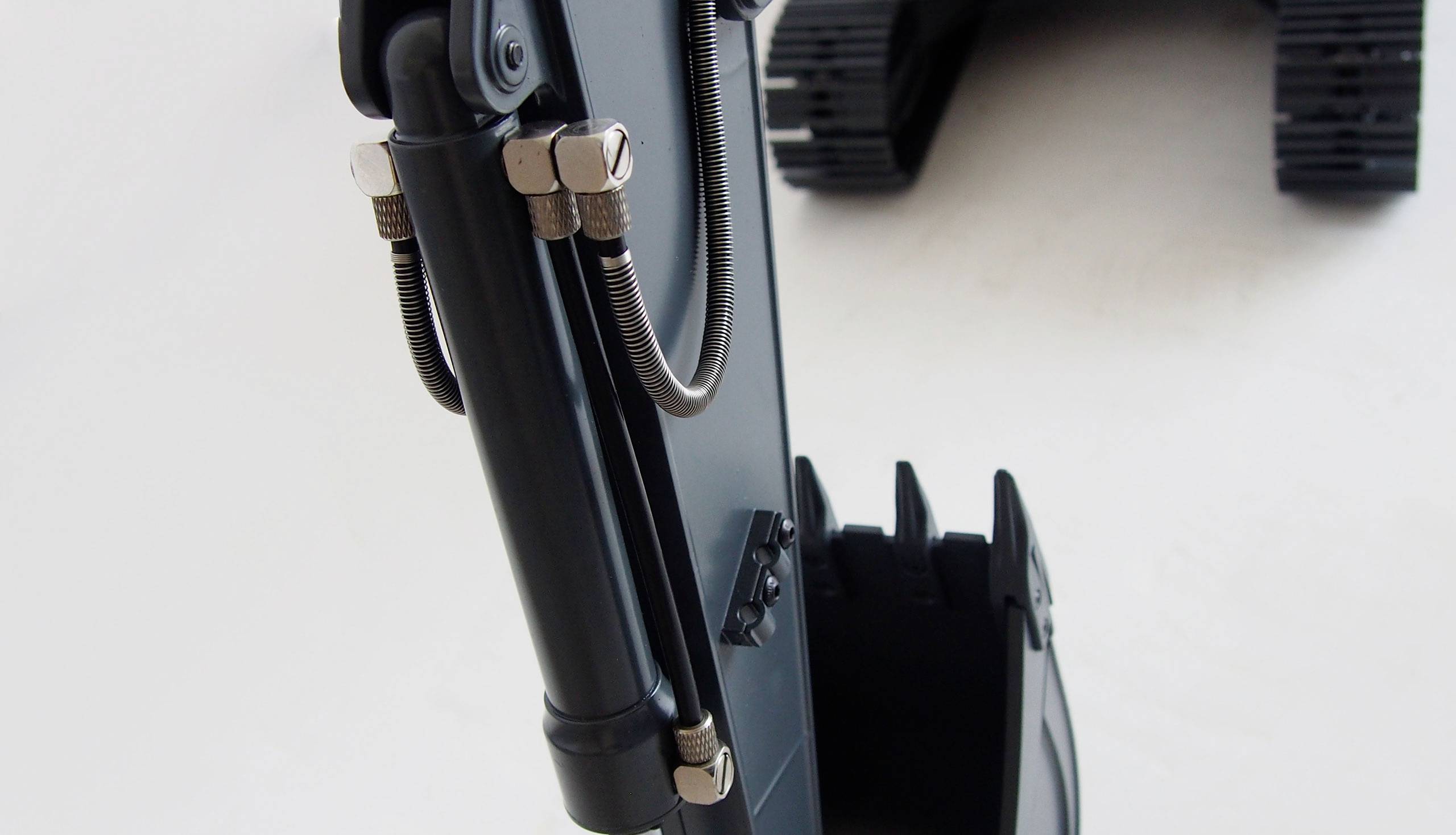 Amewi 22549 Hydraulikbagger G271H 1:14 Elektro RC Funktionsmodell RtR