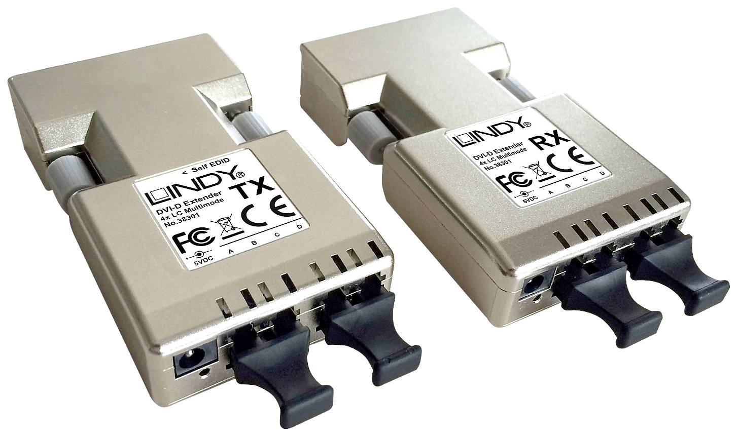 'Zwei elektronische Adapter mit Beschriftung 