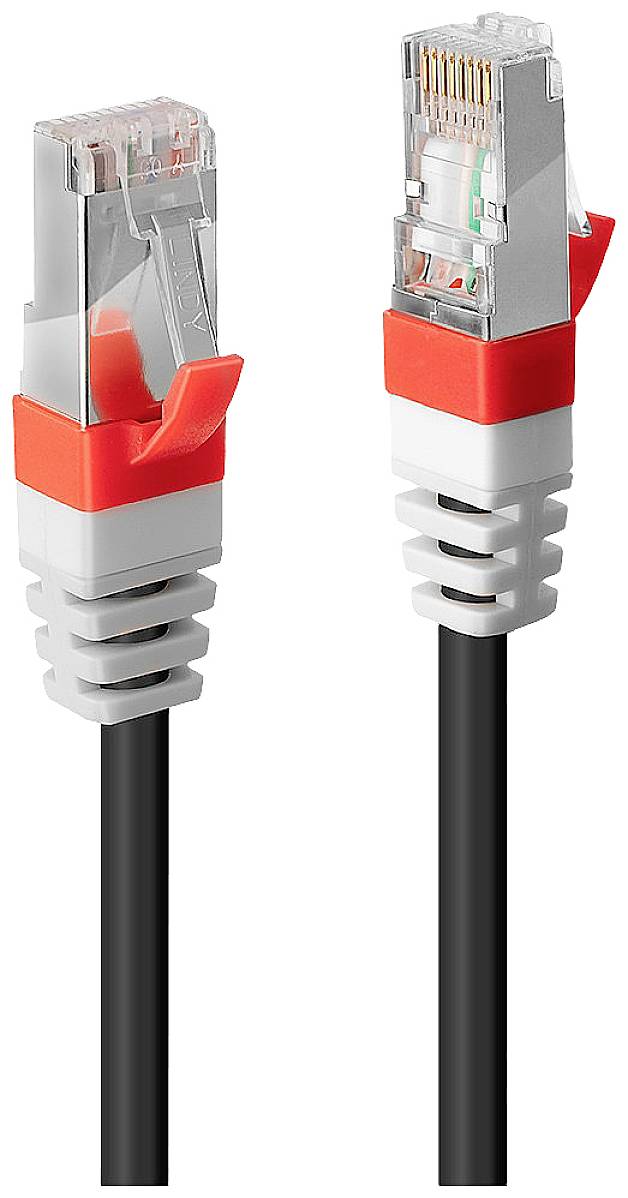 Zwei Ethernet-Kabelstecker mit roten Elementen und schwarzem Kabel, ausgerichtet in verschiedene Richtungen.