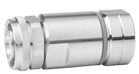 Ein glänzender, metallischer Adapter mit gerändeltem Anschluss und sechseckiger Schraubmutter, möglicherweise als Verbindungsstück verwendet.