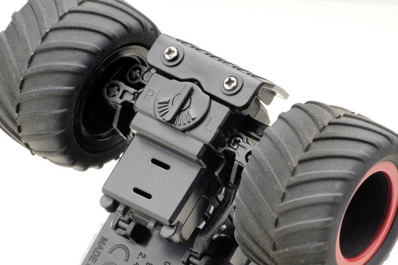 Absima Big Foot Weiß 1:32 RC Modellauto Elektro Monstertruck Heckantrieb (2WD) RtR 2,4 GHz inkl. Ak