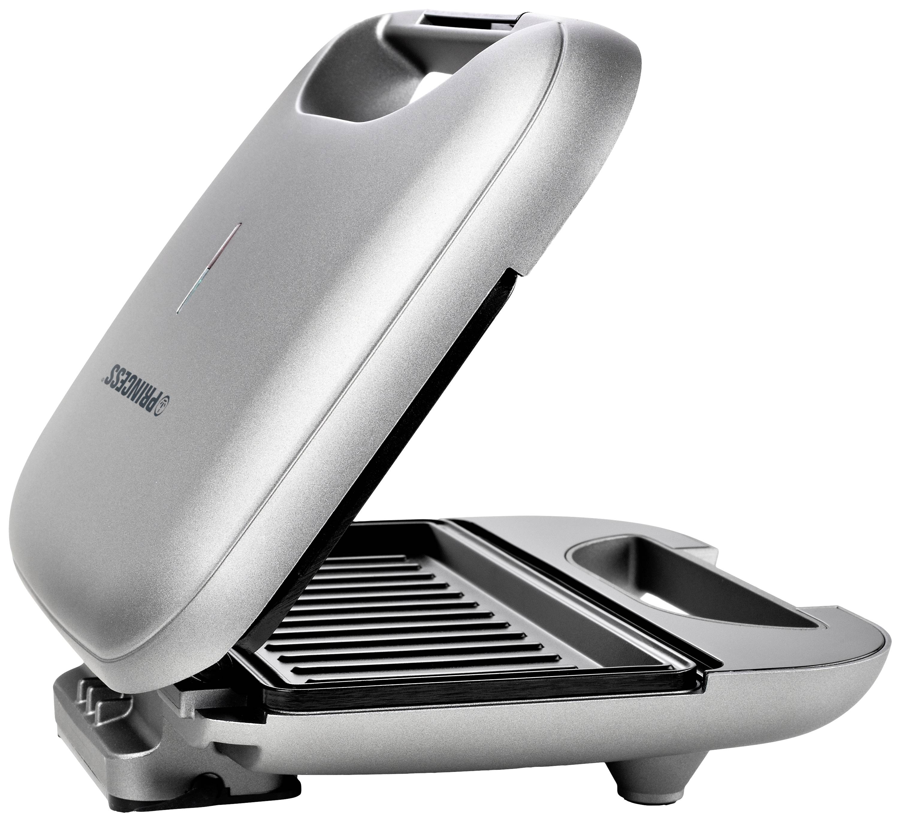 Ein silberner Sandwichmaker mit geöffnetem Deckel, sichtbaren Grillplatten und Griff.