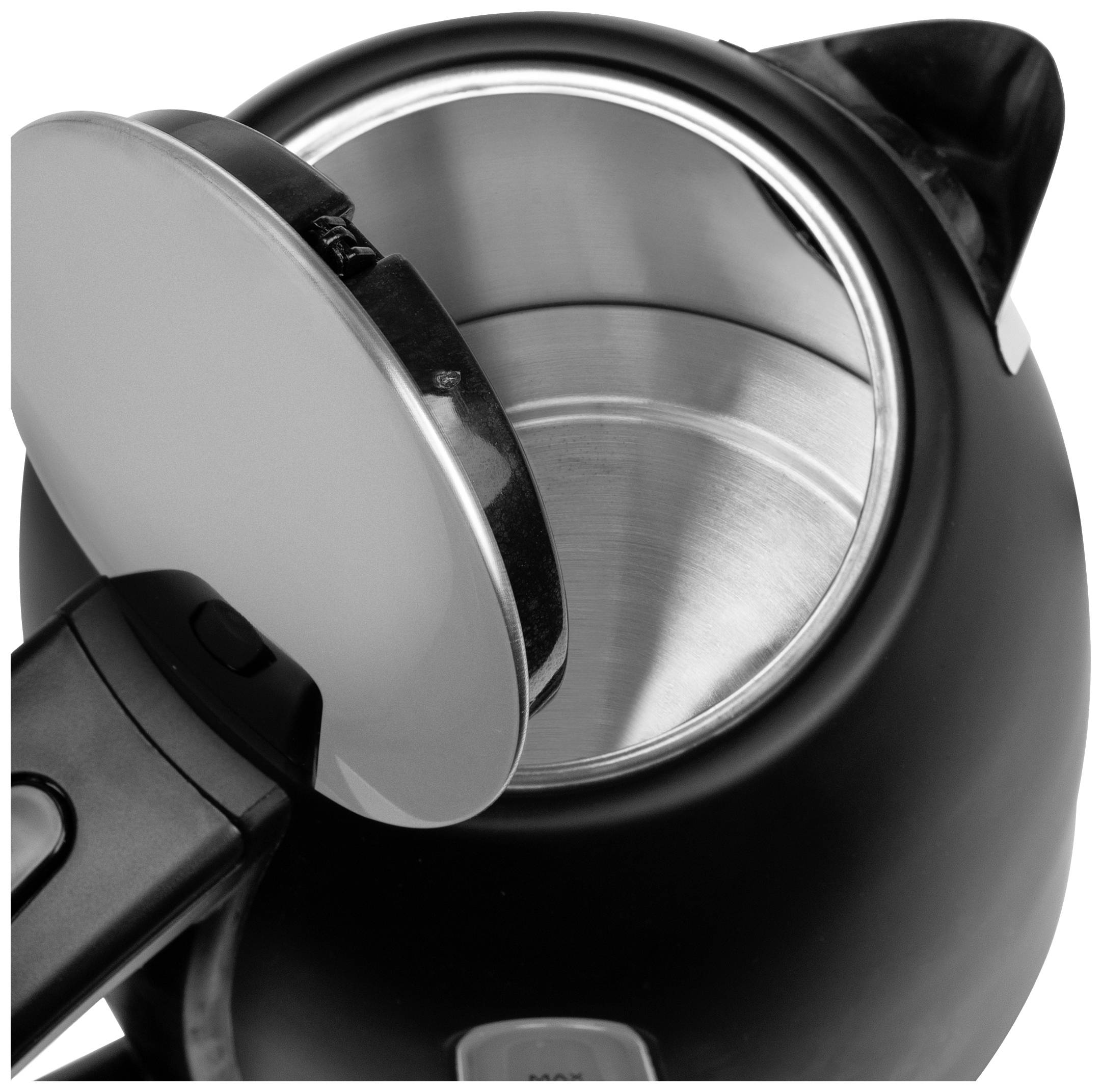 Elektrischer Wasserkocher mit geöffnetem Deckel, zeigt den Edelstahl-Innenraum und den Ausguss.