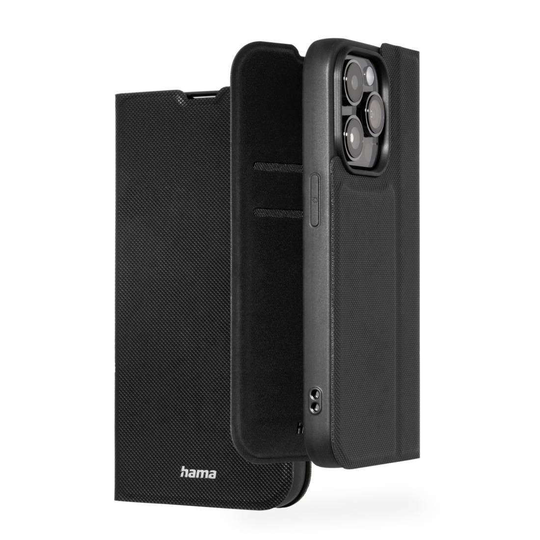 Schwarze Schutzhülle von Hama für ein Smartphone, im geöffneten Zustand gezeigt, mit sichtbarer Kameraaussparung und strukturiertem Design.