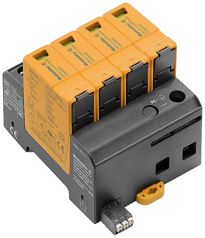Überspannungsschutzmodul mit vier orangefarbenen Steckplätzen auf schwarzem Gehäuse, für den Schutz elektrischer Anlagen vor Überspannungen.