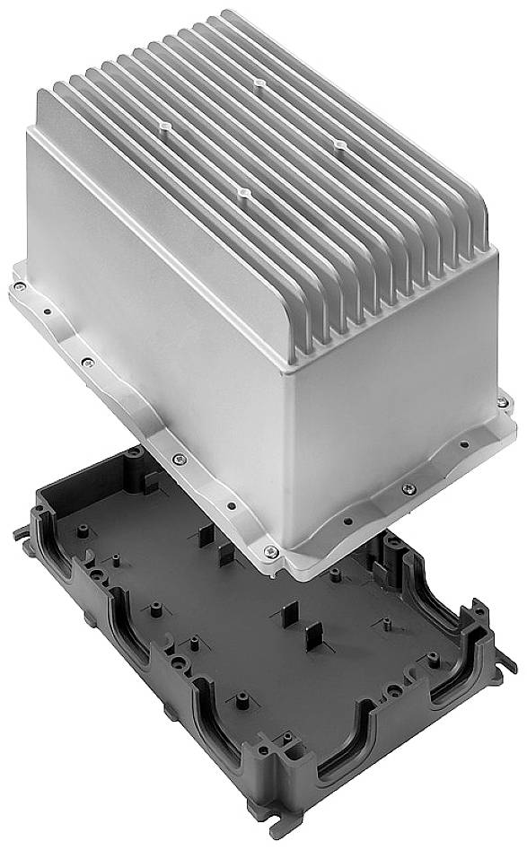 Elektronisches Gerät mit rechteckigem Metallgehäuse und abgenommener Kunststoffabdeckung, die das Innenleben zeigt.