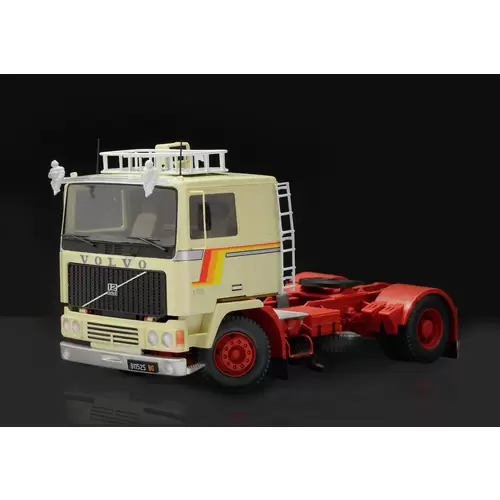 Italeri 3957 Volvo F-12 Intercooler Low Roof Truckmodell Bausatz 1:24 Italeri 3957 Volvo F-12 Intercooler Low Roof Truckmodell Bausatz 1:24