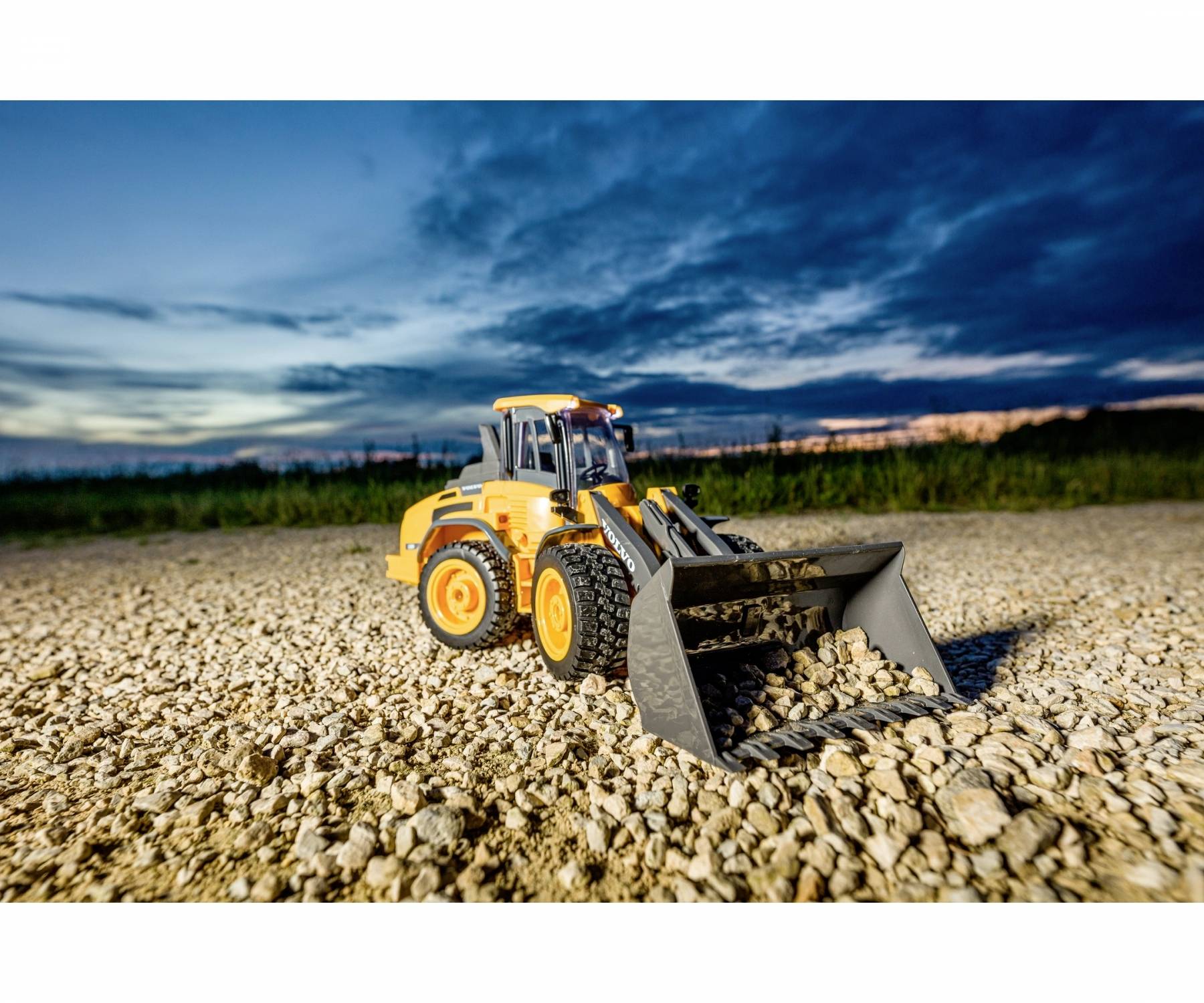 Carson RC Sport Radlader Volvo 1:16 RC Funktionsmodell Baufahrzeug