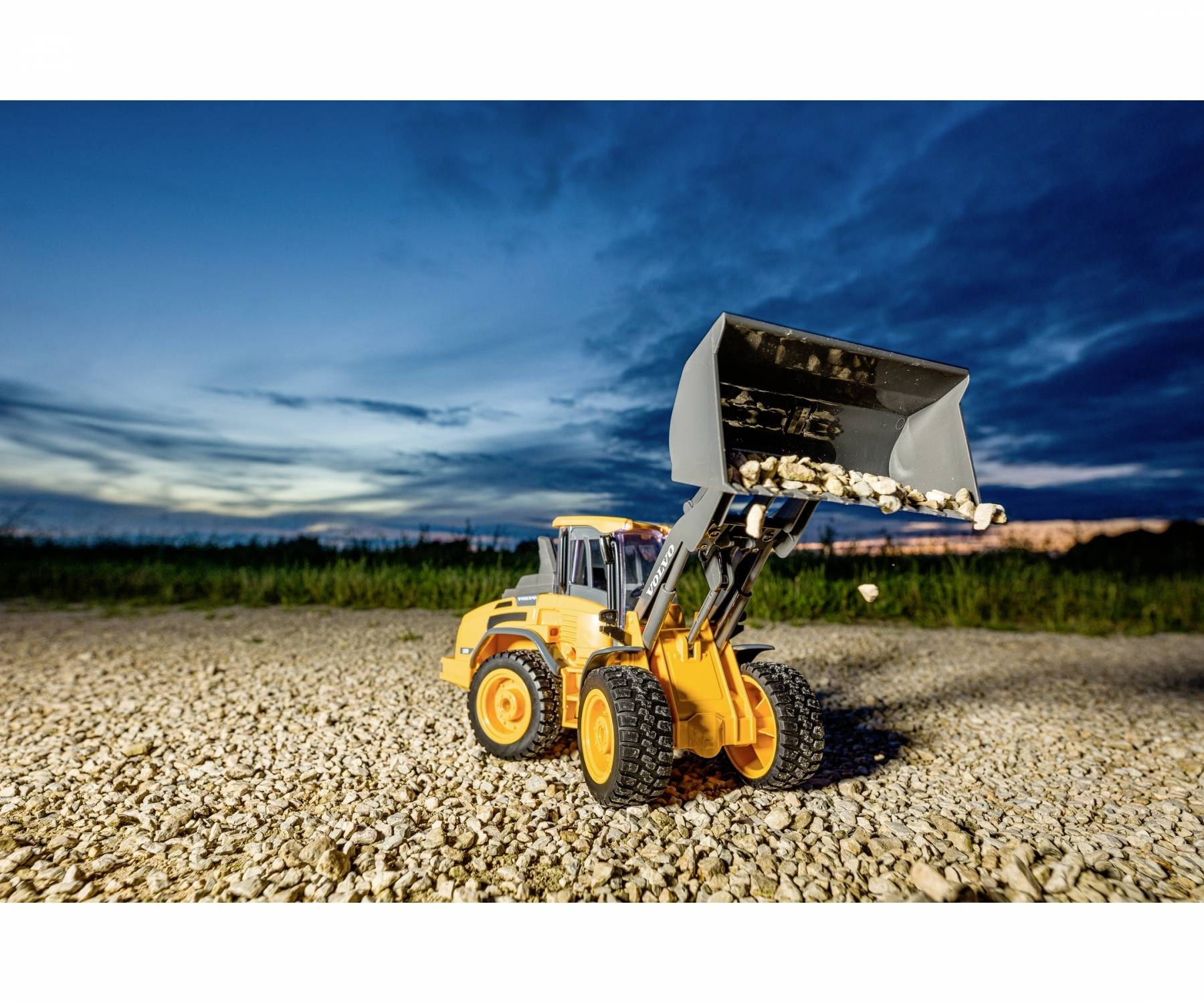 Carson RC Sport Radlader Volvo 1:16 RC Funktionsmodell Baufahrzeug