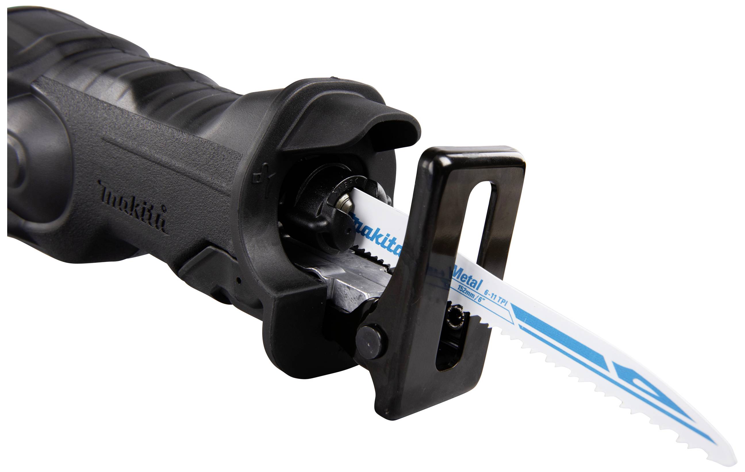 Eine schwarze elektrische Säbelsäge mit blau-weißem Sägeblatt, auf dem 'Metal' steht. Das Gerät wird von der Marke Makita hergestellt.