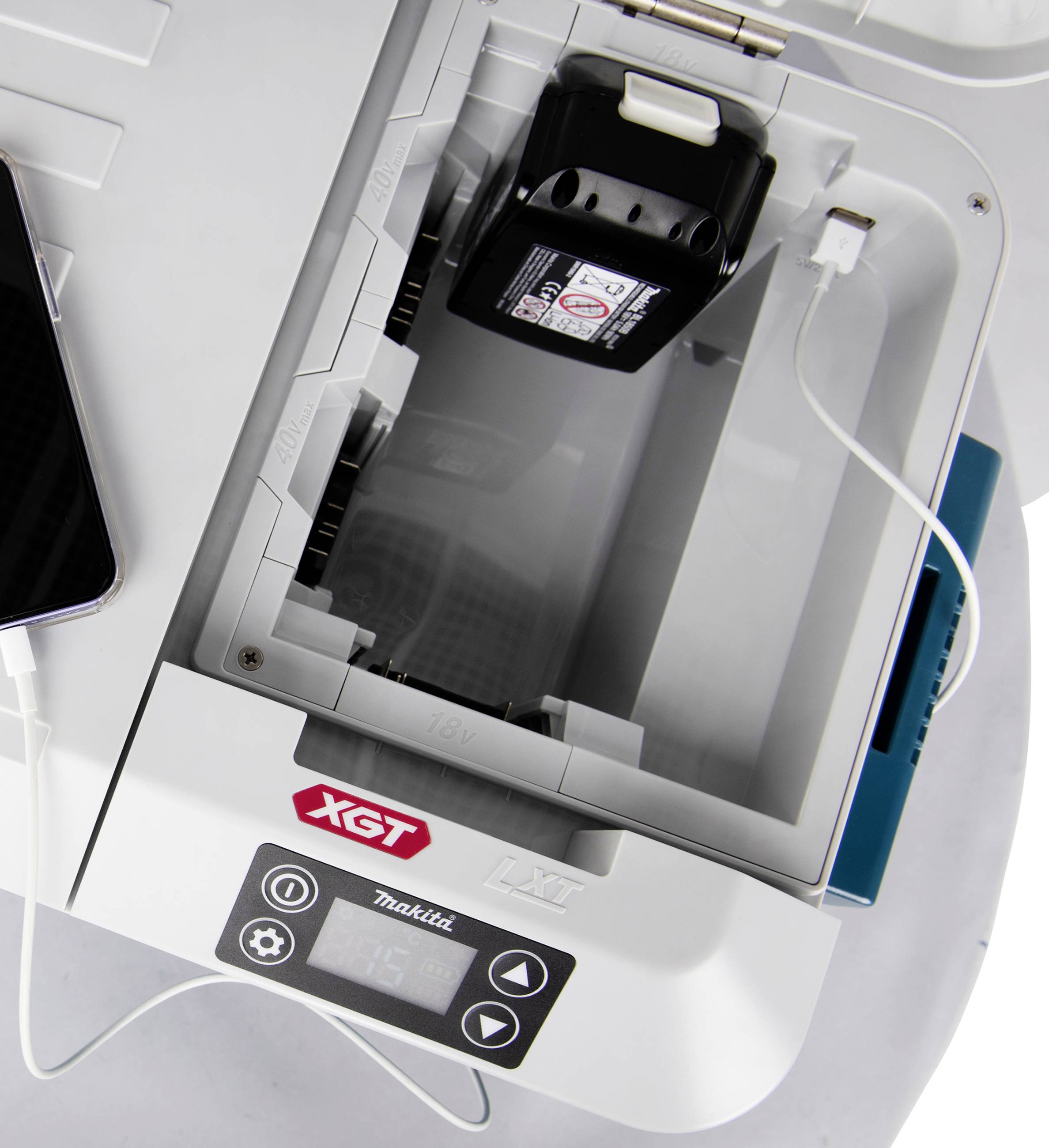 Makita Akku-Kühlbox & Heizbox EEK: E (A - G) Kompressor 12 V/DC, 18 V/DC, 24 V/DC, 100 V/AC, 240 V/AC Türkis, Weiß 20l -18°C