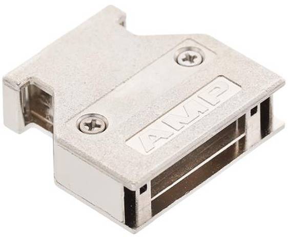 Eine Nahaufnahme eines silbernen AMP-Steckers mit zwei Schrauben oben und sichtbaren Schlitzen an der Seite, verwendet für elektrische Verbindungen.