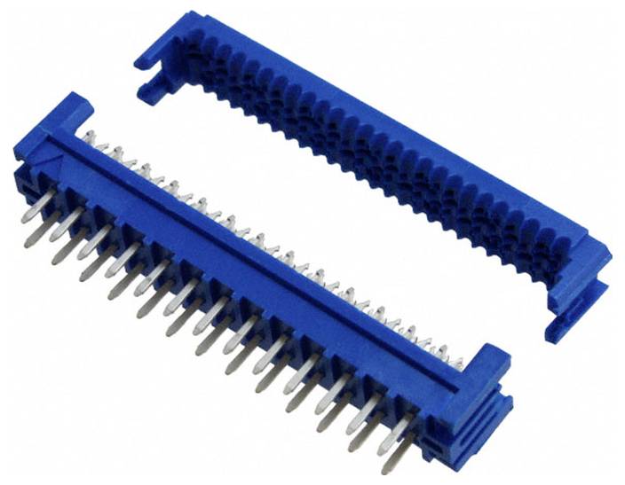 Ein blauer Elektrostecker mit mehreren Metallkontakten, die in einer Reihe angeordnet sind, wird zur Herstellung von Verbindungen zwischen elektronischen Komponenten verwendet.