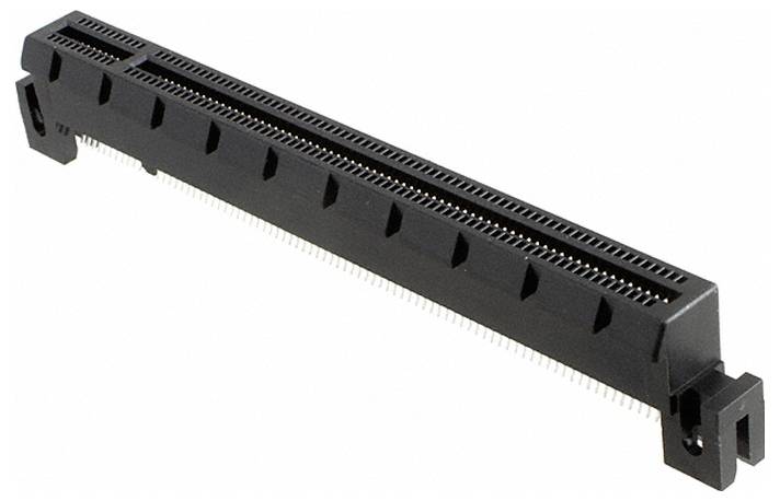 Ein schwarzer PCIe-Stecker mit mehreren Stiften, der zum Anschließen von Erweiterungskarten an die Hauptplatine eines Computers verwendet wird, um die Funktionalität und Leistung zu erweitern.