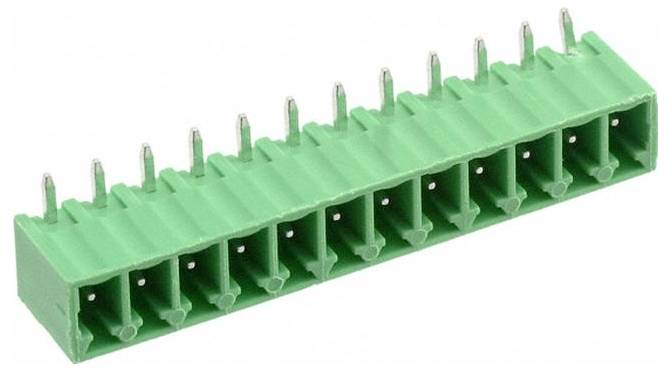 Ein grüner 10-Pin-Klemmblock mit Metallstiften, der zum Verbinden von Elektrokabeln auf Leiterplatten verwendet wird.