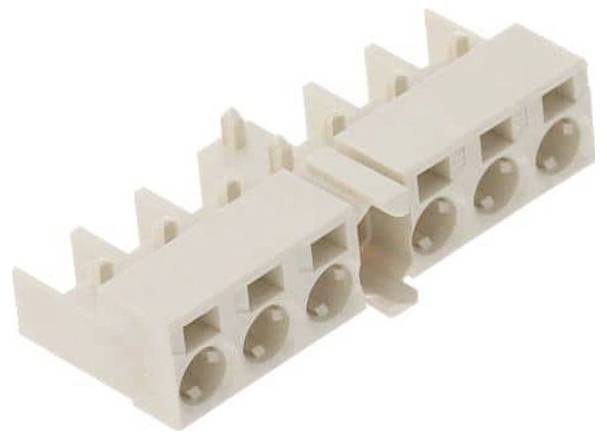Ein beiger Elektrostecker mit mehreren Buchsen, entwickelt zur Verbindung mit Leiterplatten.