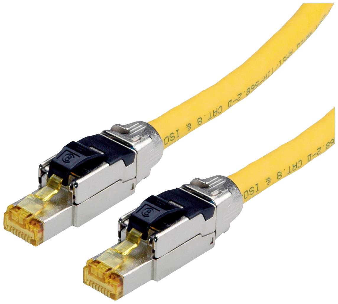 Gelbes Ethernet-Kabel mit Metallsteckern an beiden Enden, geeignet für Netzwerkverbindungen.