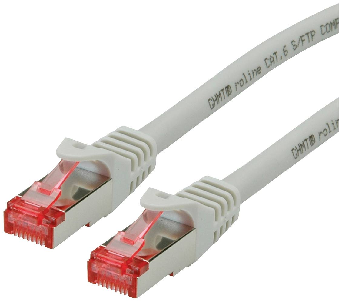 Ein weißes Netzwerkkabel mit roten Steckern an beiden Enden, beschriftet mit 'CAT.7 S/FTP'. Es dient der schnellen Datenübertragung.