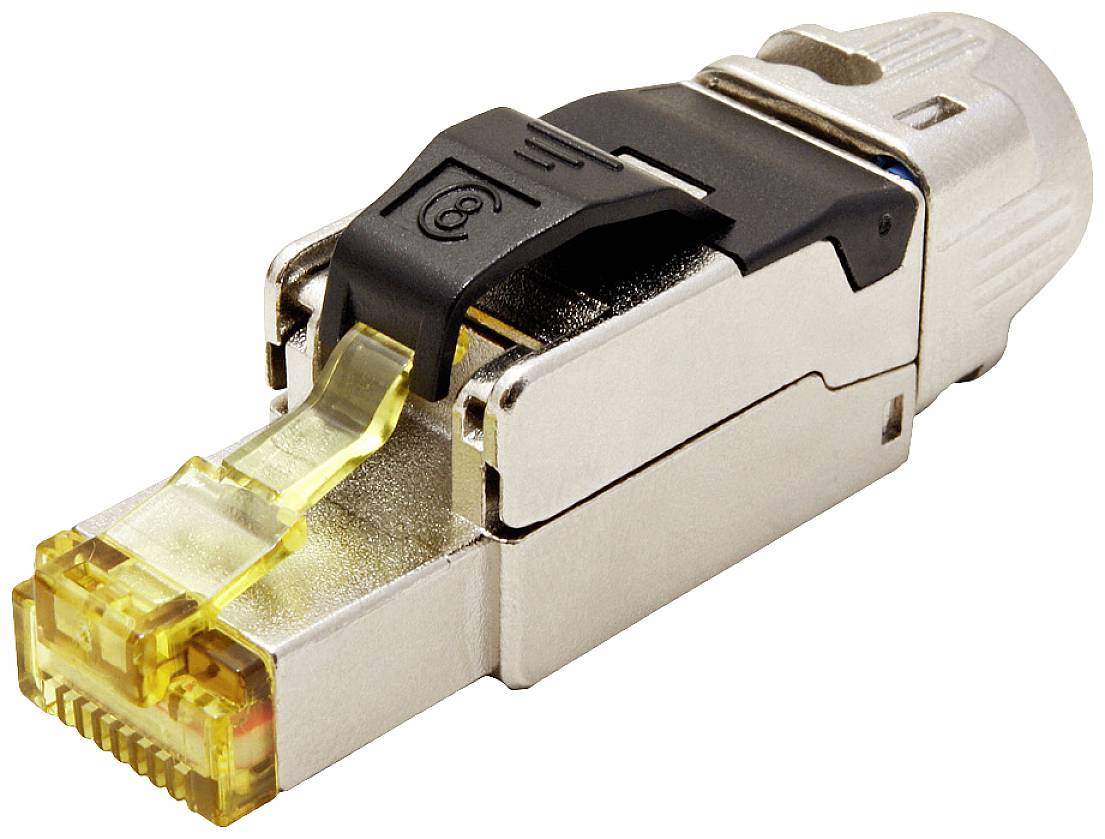 Ein RJ45-Stecker mit metallischem Gehäuse und gelbem Clip, häufig verwendet für Ethernet-Kabelverbindungen in Netzwerken.