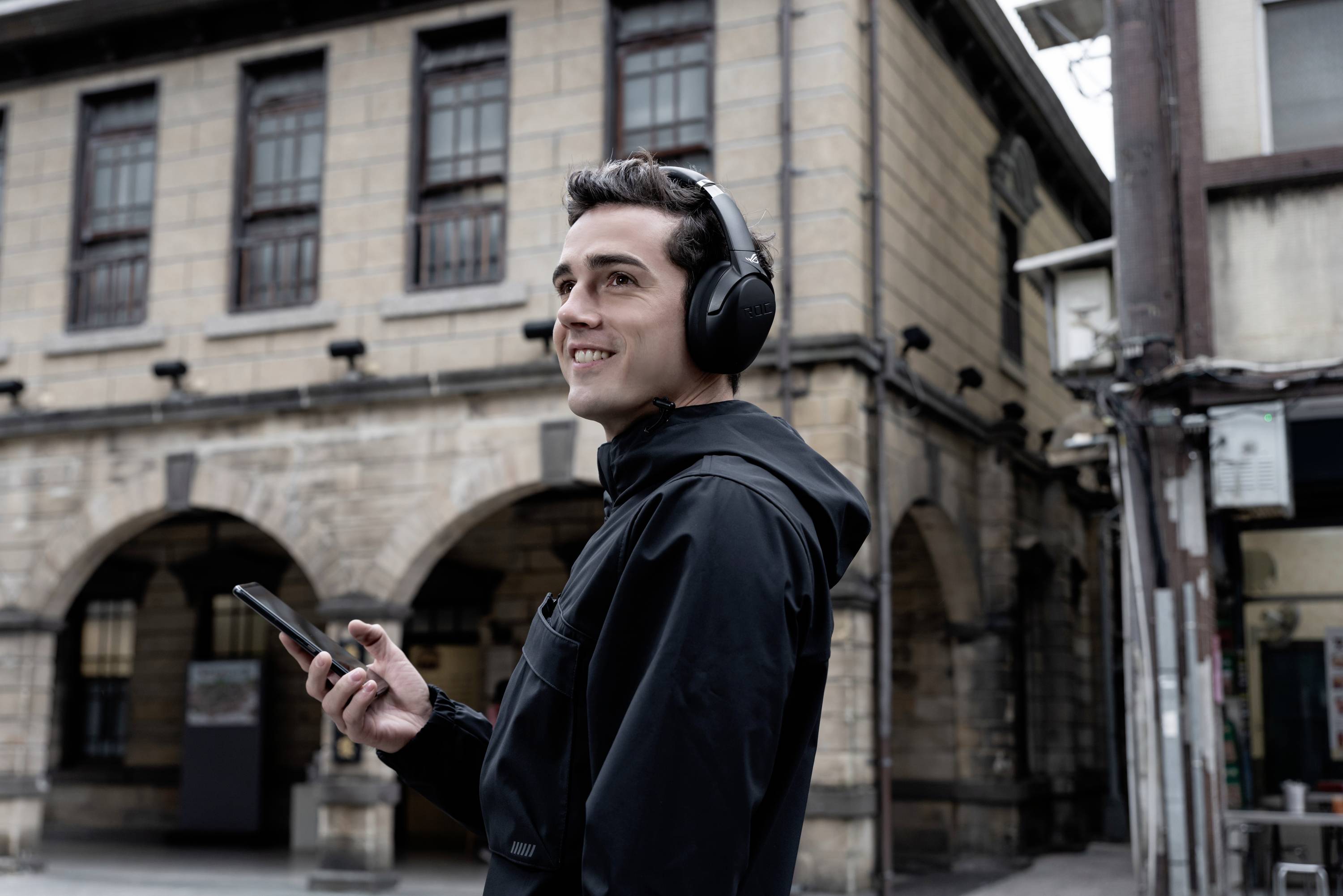 Asus ROG Strix Go BT Over Ear Headset Bluetooth® 7.1 Surround Schwarz Noise Cancelling Lautstärkeregelung, Mikrofon-Stummschaltung Gaming