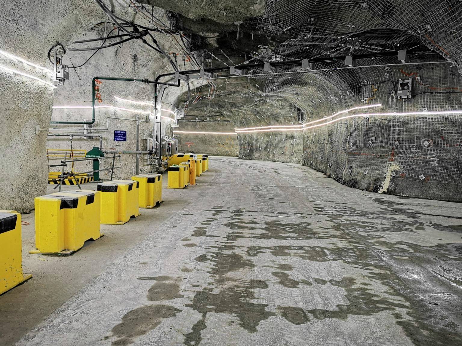 KSE-Lights FSL-25-6K Mamba LED Arbeitsleuchte netzbetrieben 300W